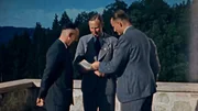 Heydrich 1940 mit Himmler auf dem Berghof.