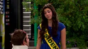 Phoebe Thunderman (Kira Kosarin)