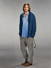 (9. Staffel) - Ein suizidgefährdeter Internet-Milliardär, der eine starke Anziehungskraft auf Frauen hat, sie aber nicht bewusst ausnutzt: Walden Schmidt (Ashton Kutcher) ...