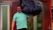 Hank Thunderman (Chris Tallman)