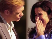Ein Exil-Kubaner ist brutal gefoltert und ermordet worden. Horatios (David Caruso) Ermittlungen führen zu Marisela Coto (Maria Conchita Alonso) und ihrer Organisation 'Freies Kuba', die Kubanern bei der Flucht hilft.  +++