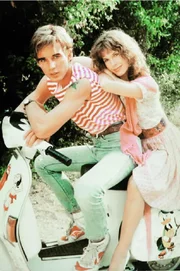 Mizio (Pierre Cosso), Cindy (Bonnie Bianco)