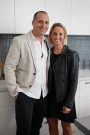 Robert (l.); Nikki (r.)