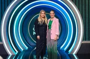 Zu Gast bei Moderatorin Carolin Kebekus (r): Laura Larsson (deutsche Radiomoderatorin, Podcasterin und Autorin)
