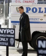 Gary Sinise (Det. Mac Taylor).