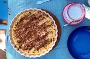Ein beliebtes Dessert in Südafrika: Kuchen mit japanischen Tapiokaperlen, dazu Rooibostee