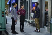(v.l.n.r.) Rafael (Erik Rivera); Sofia (Diane Guerrero); Franco Wicks (Jermaine Fowler)