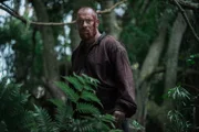 Sein Leben steht auf dem Spiel - denn John Silver und seine Männer sind ihm auf den Fersen: Captain Flint (Toby Stephens) ...
