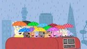 Die Kinder lernen: Das Wichtigste, das man in London dabei haben muss ist: Ein Regenschirm.