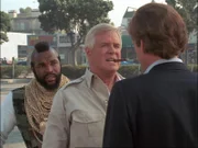 Während Face weg ist, möchte Murdock (Dwight Schultz, re.) seinen Posten haben. Er versucht Hannibal (George Peppard, mi.) und B.A. (Mr. T, li.) von seinem Talent zu überzeugen...