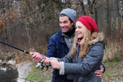 Konstantin (Moritz Tittel, l.); Theresa (Ines Lutz, r.)