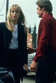 Kay Ludlow (Shelley Long, l.); Steve Sloan (Barry Van Dyke, r.)