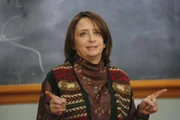 Direktorin Barker (Rachel Dratch)