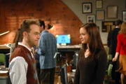 Devon Michaels, Alexis Bledel.
