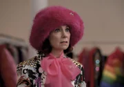 ìA Fitting Finaleî ñ When an unlikable fashion photographer is murdered in the middle of a fashion show, Elsbeth and the team suspect the killer to be either the photographerís college ex ñ and leading model of the show, Nadine (Laura Benanti) ñ or her jealous husband. Meanwhile, Elsbethís role at the precinct is thrown into question, on the first season finale of the CBS Original series ELSBETH. Pictured: Carrie Preston as Elsbeth Tascioni