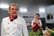 André (Joachim Lätsch, l.); Elena (Lili Gesler, r.)