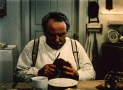 Meister Eder (Gustl Bayrhammer).