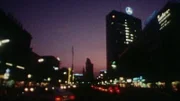 Abendstimmung mit Blick auf das Europa-Center und die Kaiser-Wilhelm-Gedächtniskirche.