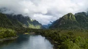 Die chilenische Küste Patagoniens ist von Fjorden geprägt.