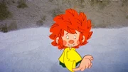 Als Pumuckl den ersten Schnee entdeckt, möchte er unbedingt eine Wagenladung davon in die Werkstatt holen, um damit zu spielen. Als er sich über ein Verbot Meister Eders hinwegsetzt, erlebt er Überraschungen.