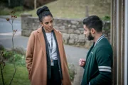 Der Bruder des Opfers, Adnan Rahman (Michael Karim) ist seit dem Tod seines Bruders besonders gereizt. DS Jenn Townsend (Marsha Thomason) befürchtet daher, dass Adnan Gefahr läuft, in Schwierigkeiten zu geraten.