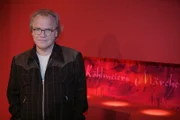 Der österreichische Schriftsteller Michael Köhlmeier erzählt in seiner ihm eigenen, poetischen Sprache Märchen aus aller Welt.