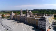 Der Klosterpalast von Mafra ist ein Zeugnis tiefer Frömmigkeit und des einstmals großen Reichtums aus dem Kolonialhandel.