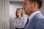 Katja (Isabell Stern) ist fassungslos, als sie Christophs Vorwurf an Markus (Timo Ben Schöfer) mitbekommt.