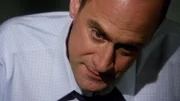 Detective Elliot Stabler (Christopher Meloni) ermittelt in einem Mordfall, bei dem das Opfer auf offener Straße hingerichtet wurde.