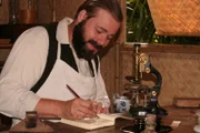 Alexandre Yersin hält seine Ergebnisse fest.