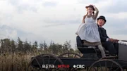 Amybeth McNulty als Ann Shirley-Cuthbert und R. H. Thomson als Matthew.