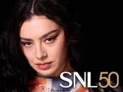 (50. Staffel) - Saturday Night Live - Charli XCX