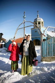 Die meisten Bewohner in Mila 23 sind Altgläubige. Weihnachten wird hier am 7. Januar gefeiert – nach altem russisch-orthodoxem Brauch.