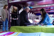 L-R: Kelly Conner (Alexis Carra); Ellie Bishop (Emily Wickersham); Leroy Jethro Gibbs (Mark Harmon); Elena (Lily Rose Silver)