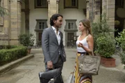 Alessandro (Kerem Can) möchte Laura (Wolke Hegenbarth) unbedingt zum Essen einladen und setzt all seine Verführungskünste ein.