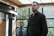 L - R: Justin Hires als Wilt Bozer, George Eads als Jack Dalton