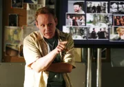 Dr. Larry Fleinhardt (Peter MacNicol) hat kein gutes Gefühl was den aktuellen Fall betrifft ...