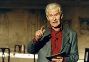 Wilhelm Wieben als Erzähler für den plattdeutschen 90. Geburtstag.