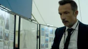 Der polnische Ermittler Stanislaw Zajak (Lucas Gregorowicz) setzt nun das Puzzle zusammen.