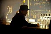 Neal (Matt Bomer)