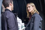 Bishop (Emily Wickersham, r.) macht sich auf nach New Orleans, um dort mit Special Agent LaSalle (Lucas Black, l.) an der Lösung des Fall zu arbeiten ...