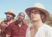 Charles (Michael Landon, r.), Henry (Louis Gossett jr., M.) und Murphy (Richard Jaeckel, l.) werden auf ihrem Sprengstofftransport von Gangstern überfallen.