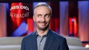 Jan Böhmermann im Studio von "Lass dich überwachen!".