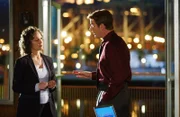 Jack Bollinger (Kevin Kilner) engagiert eine Schauspielerin (Melora Hardin), die Monks verstorbene Ehefrau Trudy spielen soll.