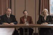 (v.l.n.r.) Markus Gellert (Herbert Knaup); Paul Siemsen (Michael Wittenborn); Isabel von Brede (Sabine Postel)