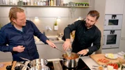 Butter in der Spitzengastronomie: Björn Freitag (l) und Sternekoch Phillip Schneider (r) verraten drei Rezepte in unterschiedlichen Schwierigkeitsstufen.