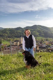 Hansi Hinterseer mit Berner Sennenhund Ustin.