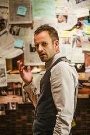 Geht erneut auf Mörderjagd: Sherlock Holmes (Jonny Lee Miller) ...