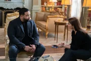 JT Tarmel (Frank Harts, l.); Jessica Whitly (Bellamy Young, r.)