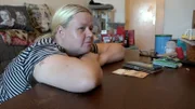 Normalerweise wird in Sandras Küche immer fleißig für die Familie gebrutzelt. Doch heute soll es mal ganz entspannt werden - dank Lieferdienst. Aber der lässt auf sich warten.